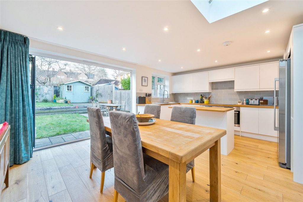 Property photo 2 of 22 Kitchen/Dining