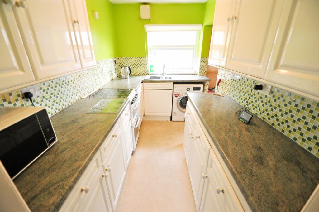 Property photo 2 of 26