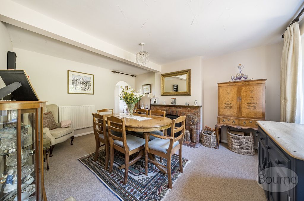 Property photo 3 of 17 04155F31-5641-4B0...