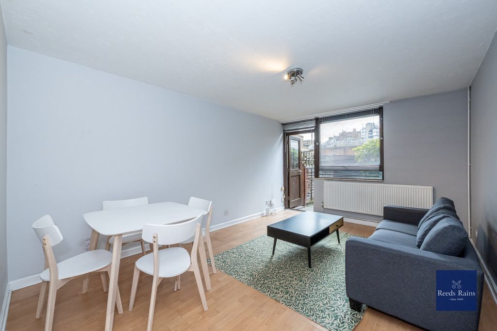 Property photo 1 of 16 Reception Room