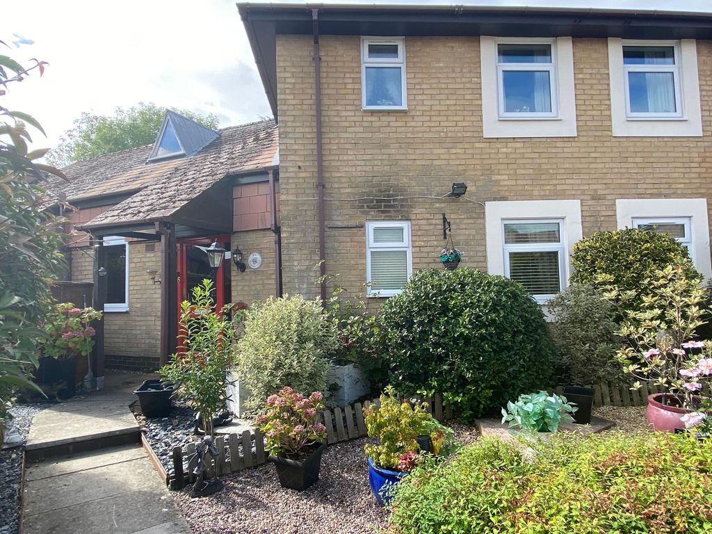 Property photo 1 of 8