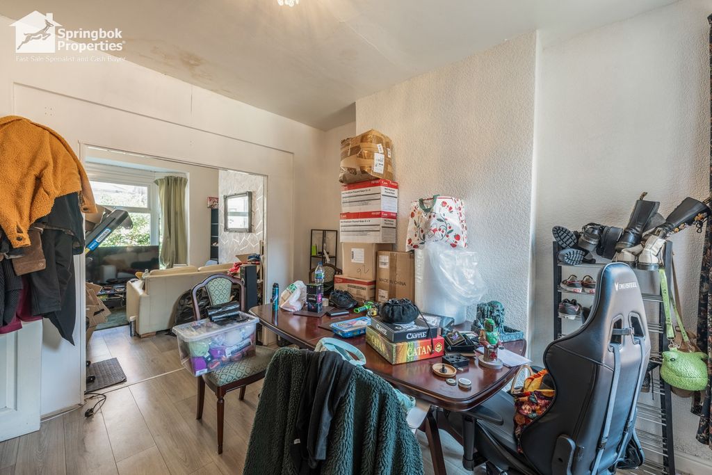 Property photo 3 of 14 3