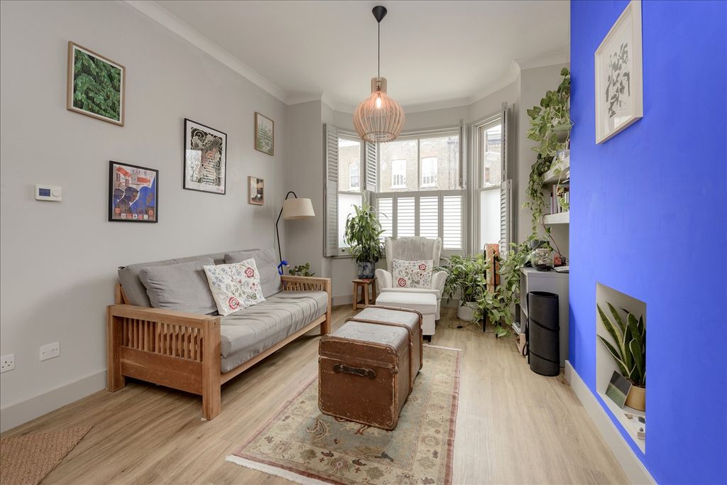 Property photo 2 of 10