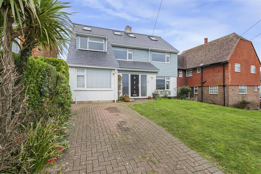 Property photo 1 of 30