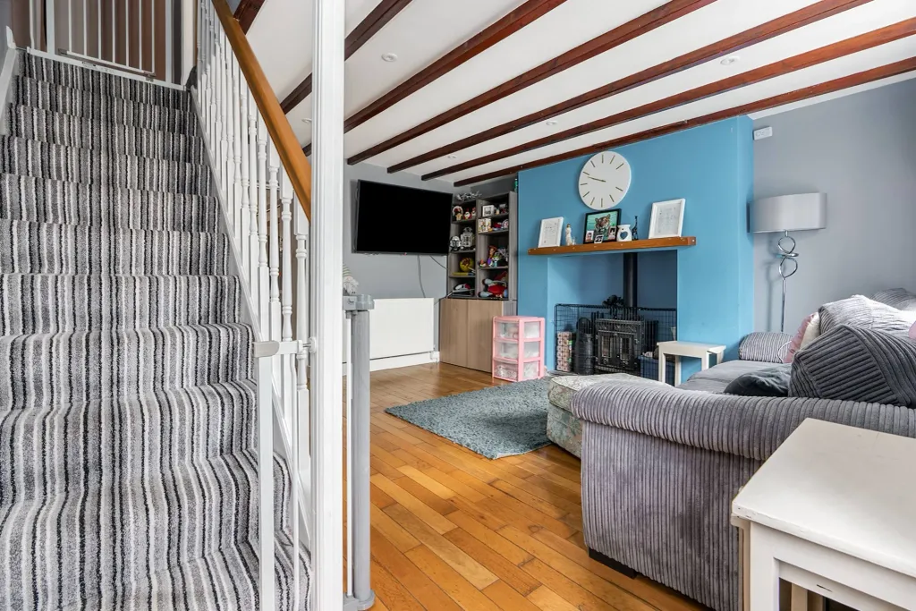 Property photo 3 of 13