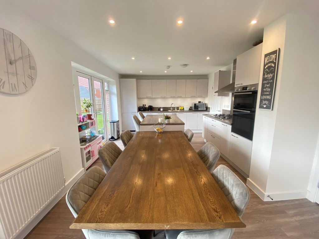 Property photo 2 of 18 3641165