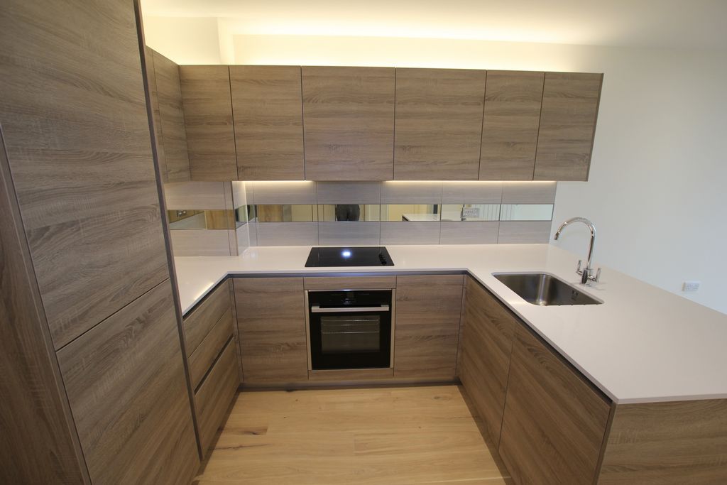 Property photo 3 of 10 Photo 6