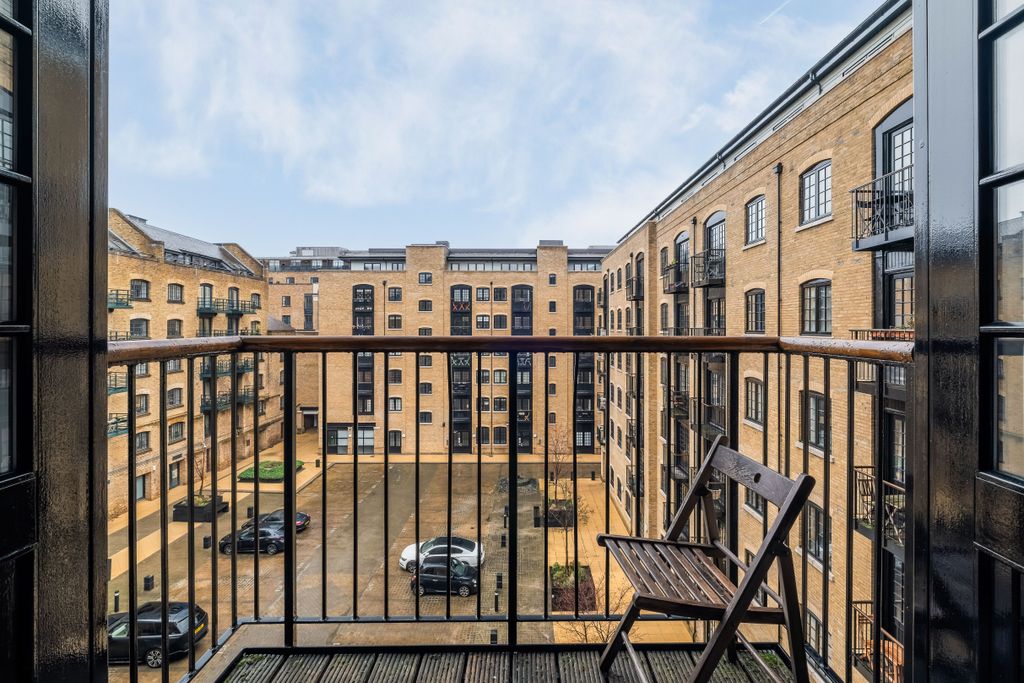 Property photo 3 of 22