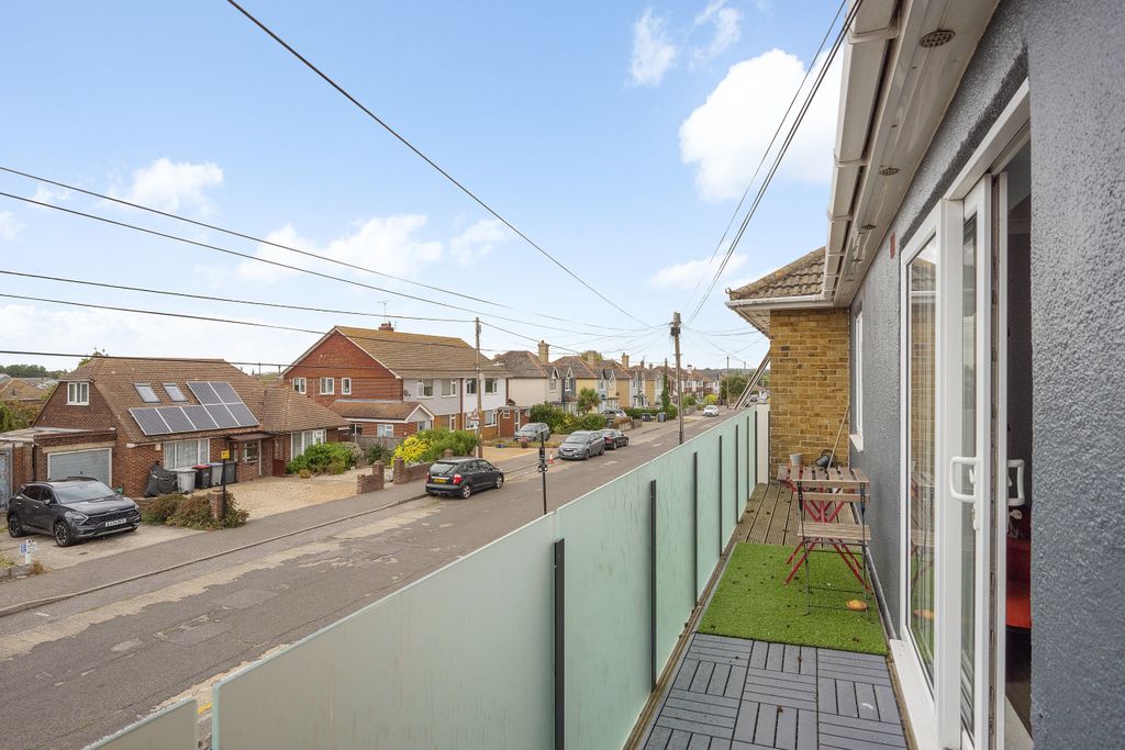 Property photo 3 of 12 Balcony