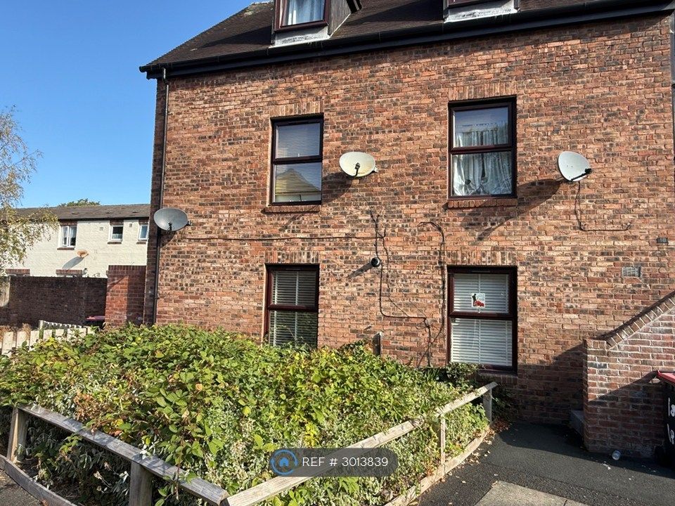 Property photo 2 of 14