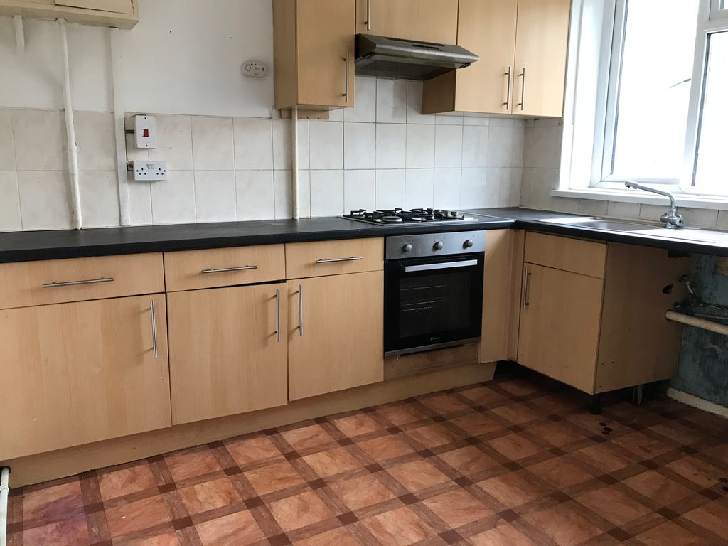 Property photo 2 of 3