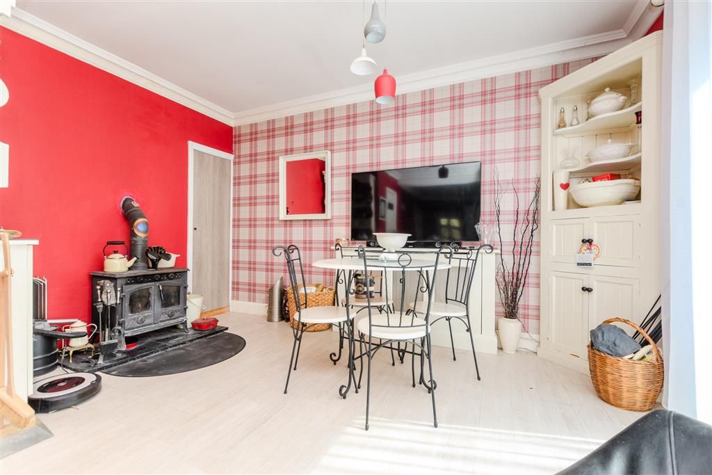 Property photo 1 of 12 Kitchen/Diner