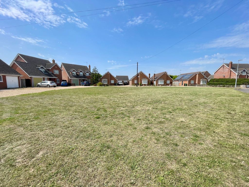 Property photo 1 of 3