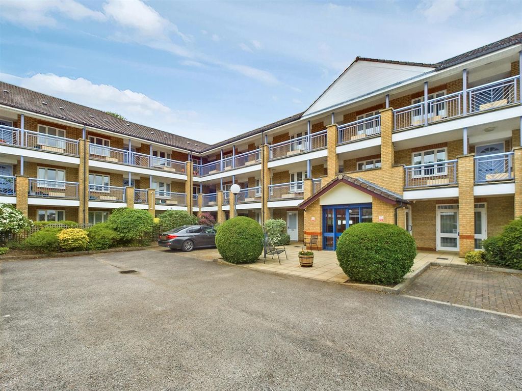 Property photo 1 of 11