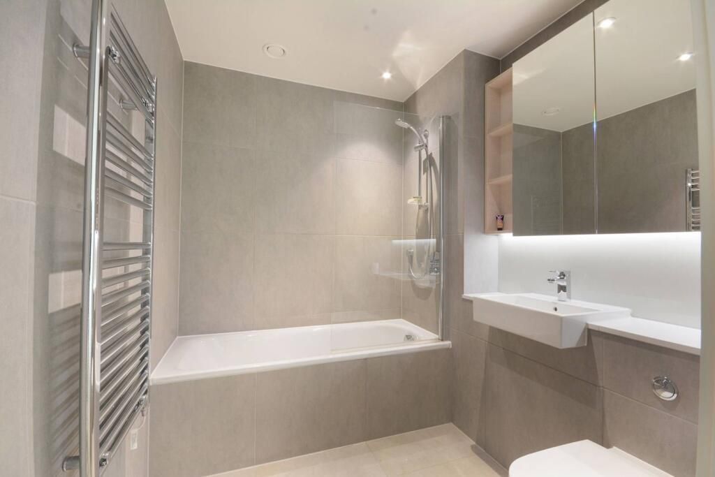 Property photo 3 of 3 Bathroom.Png