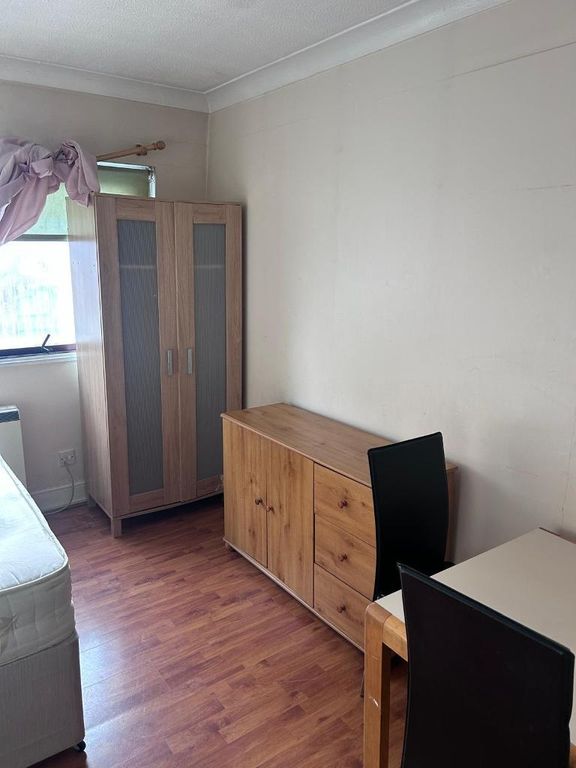 Property photo 3 of 4 Photo 3