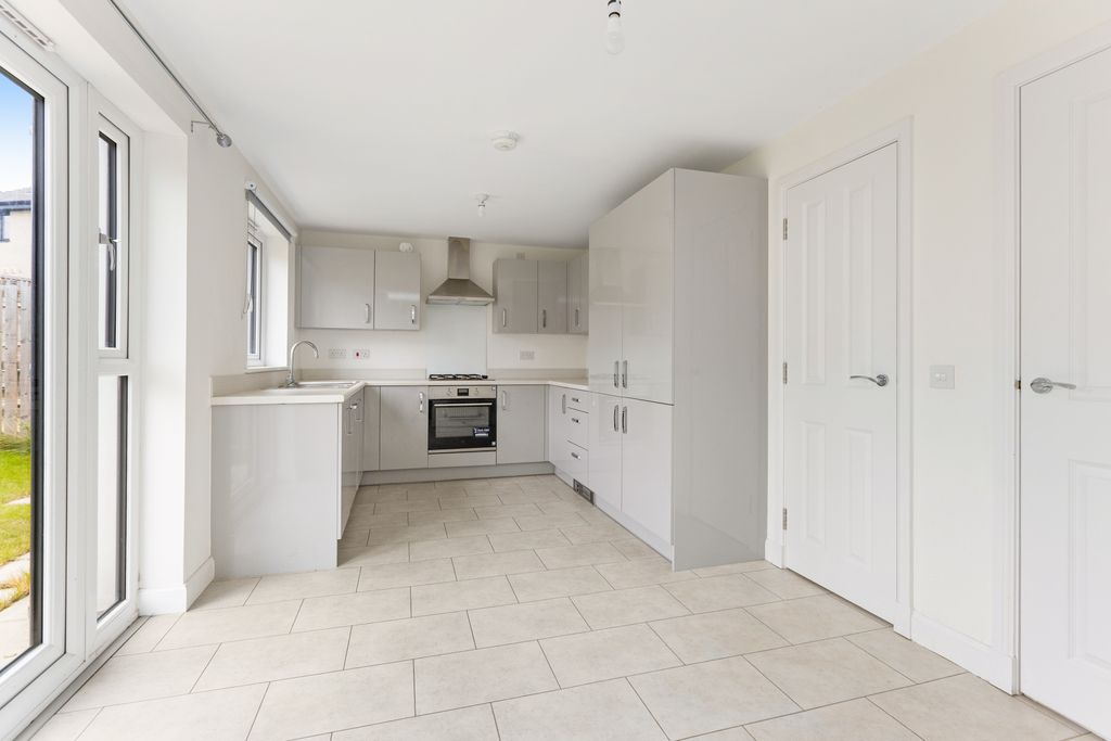 Property photo 3 of 15 Property Image 3