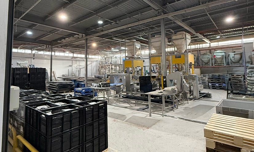 Property photo 3 of 7 12Warehouse1.Jpg