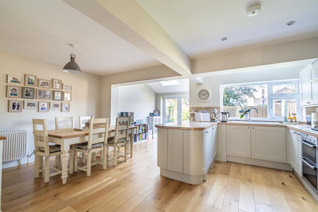 Property photo 2 of 20 Kitchen Diner