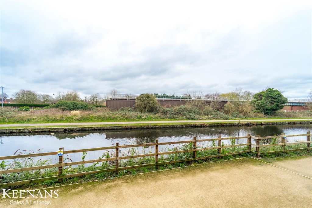 Property photo 3 of 18 Dsc03427.Jpg