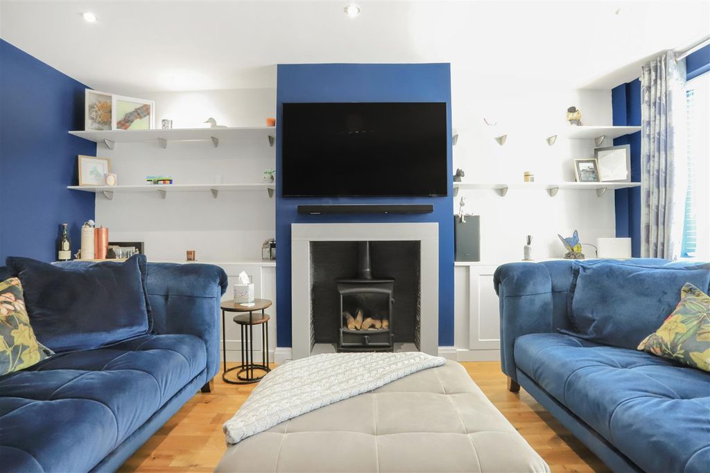 Property photo 2 of 21 Img_9075.Jpg