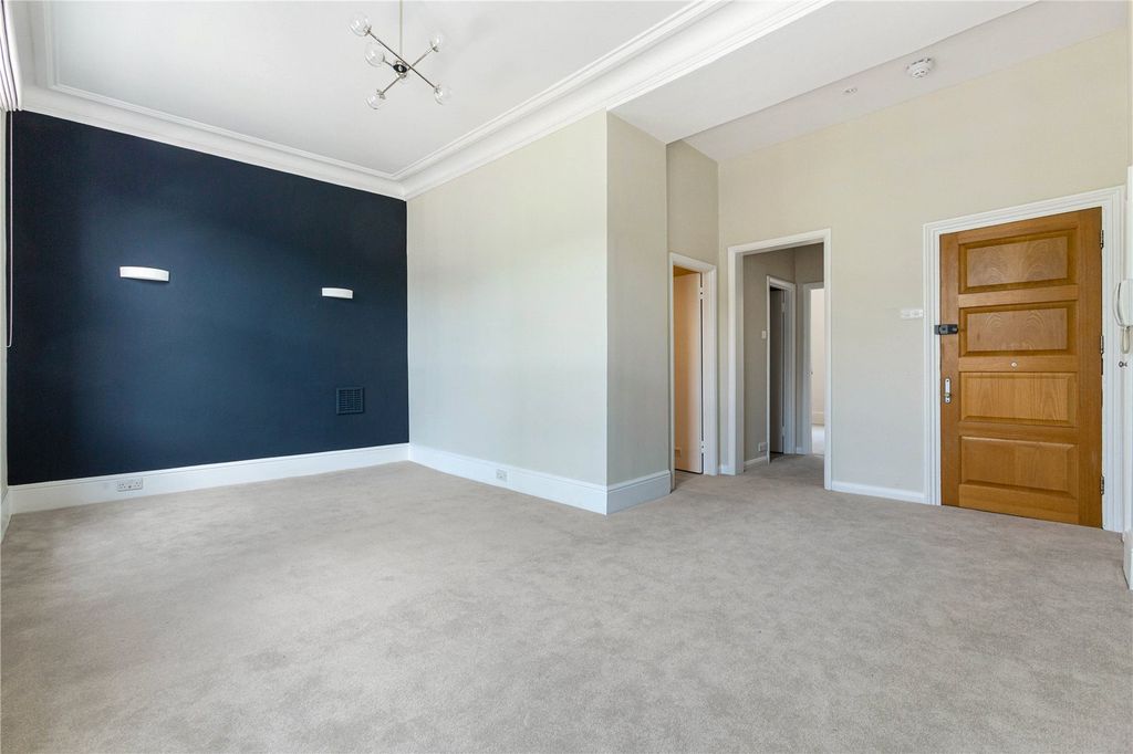 Property photo 1 of 4
