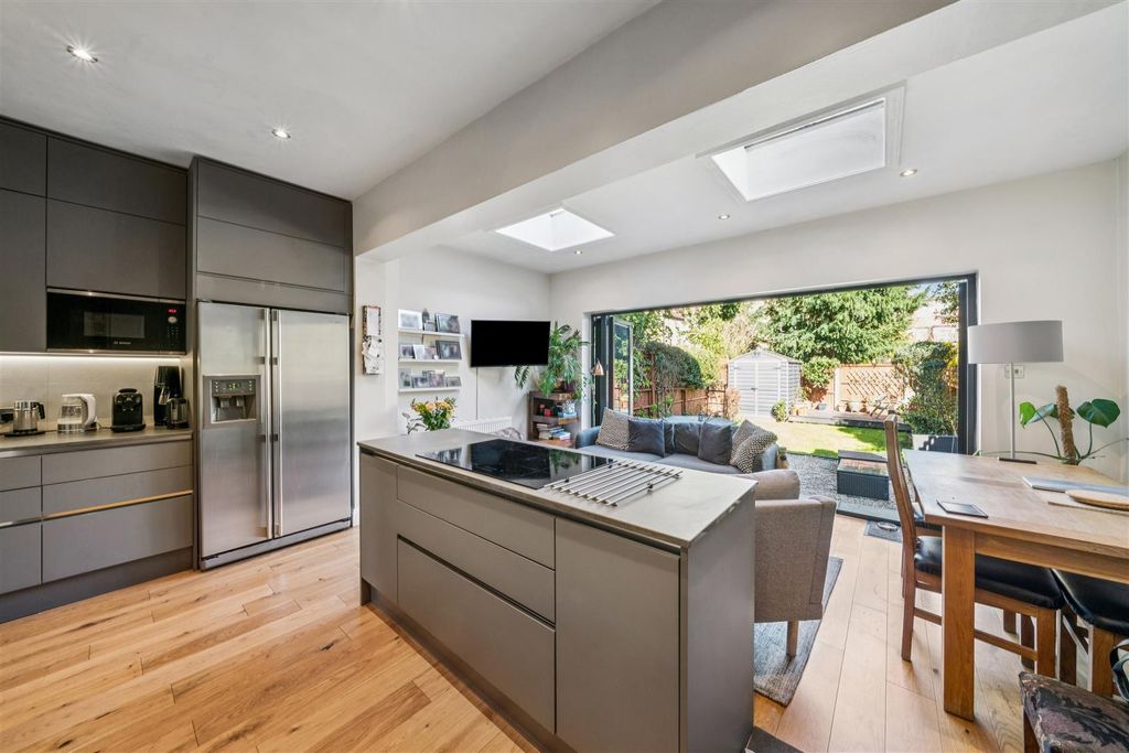 Property photo 3 of 14 Blandford Road, W4 - For Sale