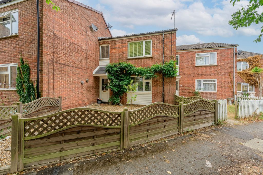 Property photo 1 of 20