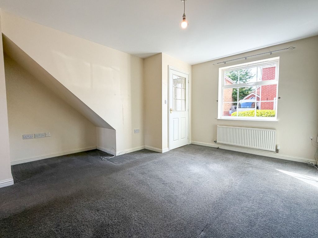 Property photo 2 of 19 5122706