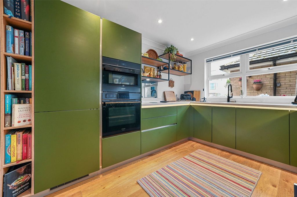 Property photo 3 of 19 Picture No. 03