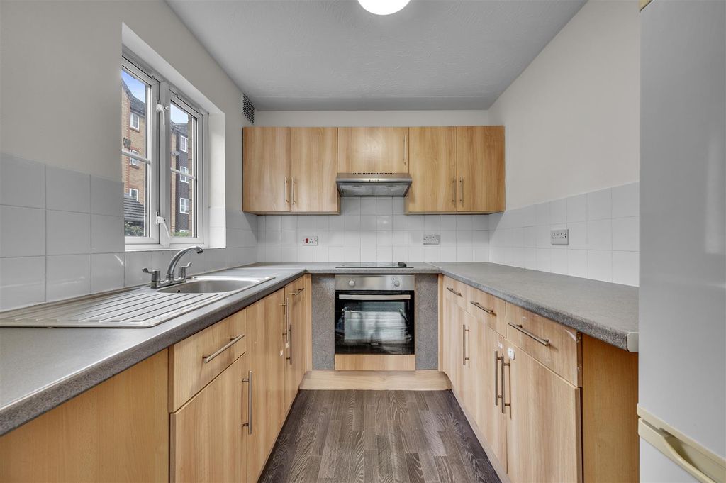 Property photo 2 of 10 Daniels_56_Kingfisher_Way_06.Jpg