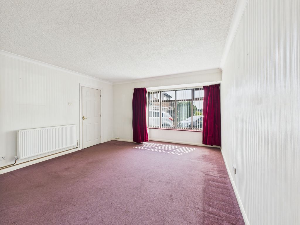 Property photo 3 of 34
