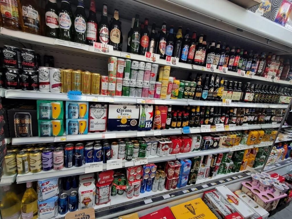 Property photo 3 of 5 Beer Fridge.Jpg