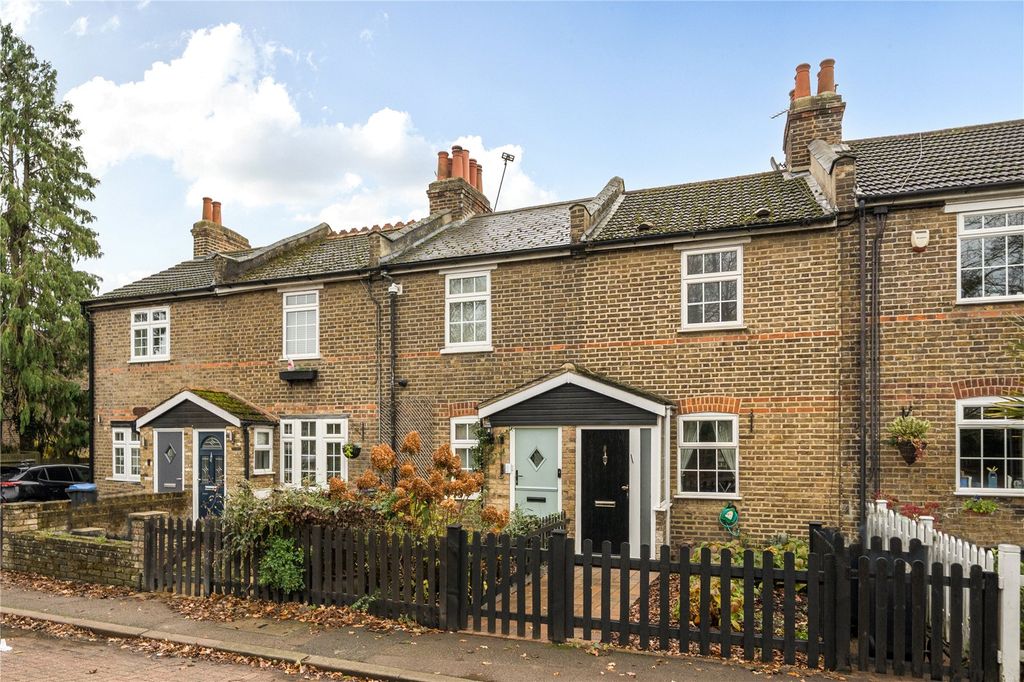 Property photo 1 of 30 Picture No. 01