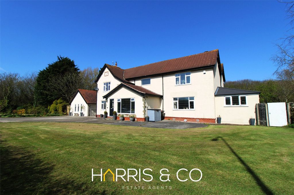 Property photo 1 of 45 Picture No. 09