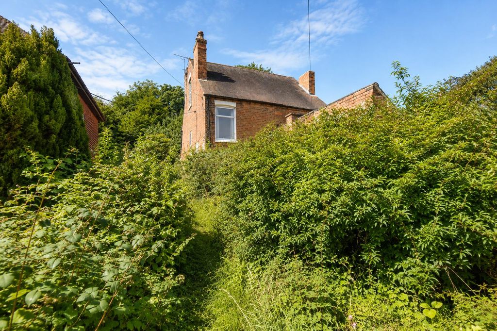 Property photo 1 of 20 5.Png