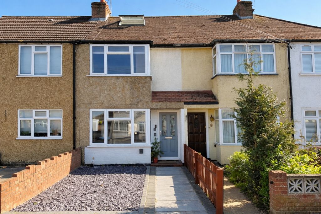 Property photo 1 of 16 Front