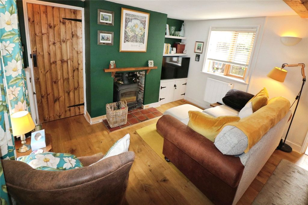 Property photo 2 of 14 Picture No. 10