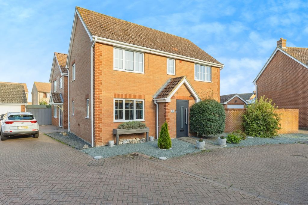 Property photo 1 of 17 Photo