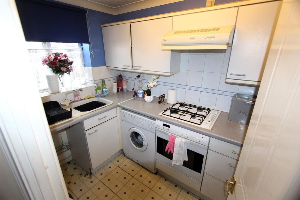 Property photo 1 of 9 3.Jpg