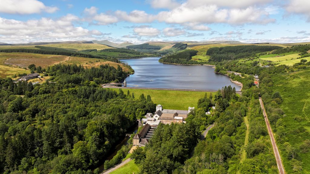 Property photo 2 of 30 Dji_20240812145029_0057_D