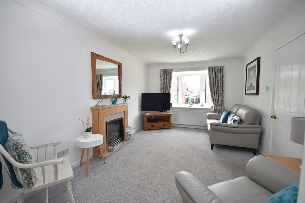 Property photo 3 of 18
