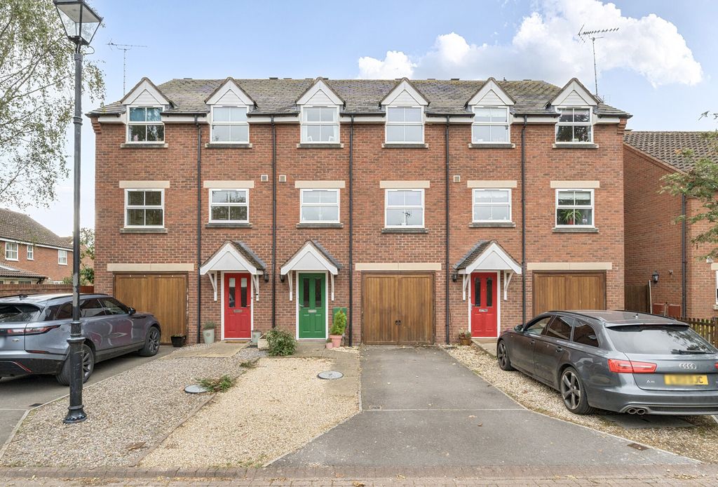 Property photo 1 of 21 1362630-2-68E52Ba...