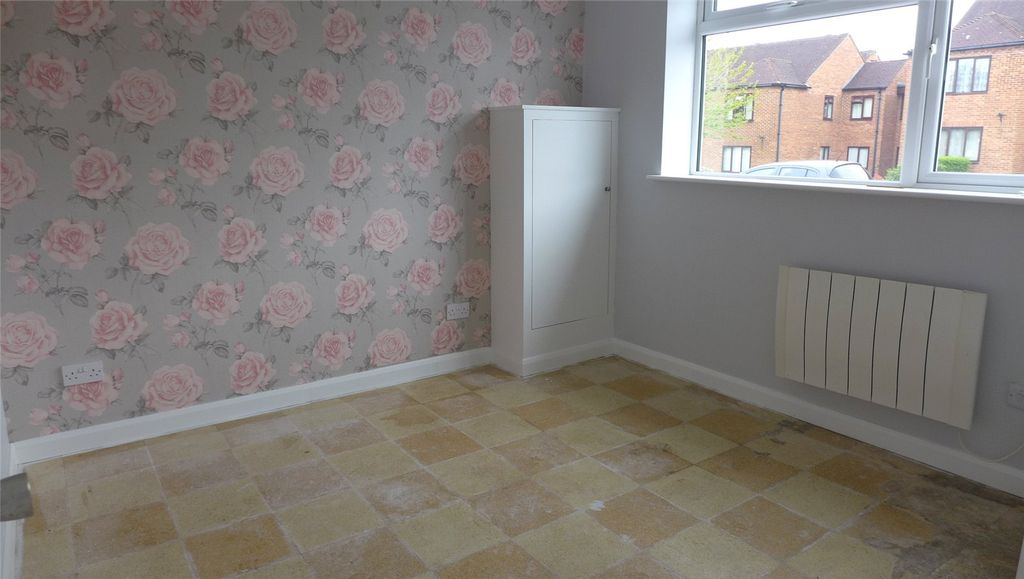 Property photo 2 of 8 Picture No. 01