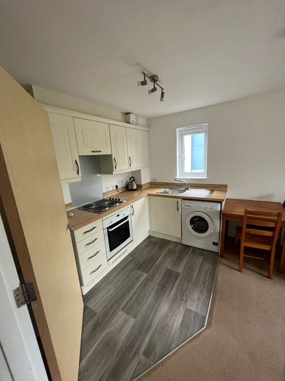 Property photo 3 of 4