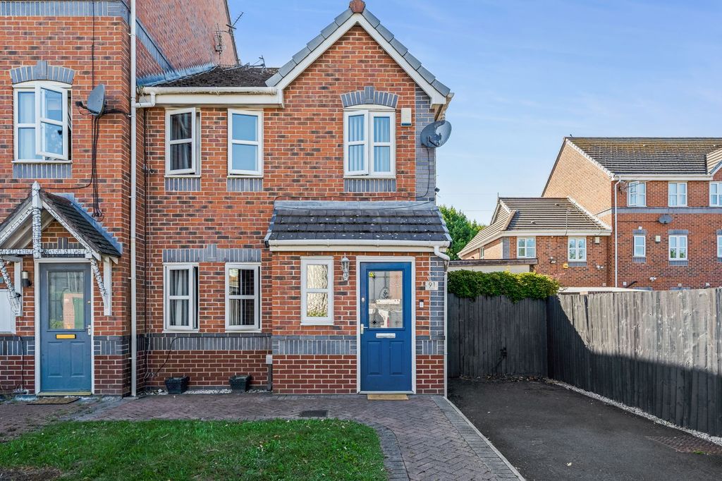 Property photo 1 of 30