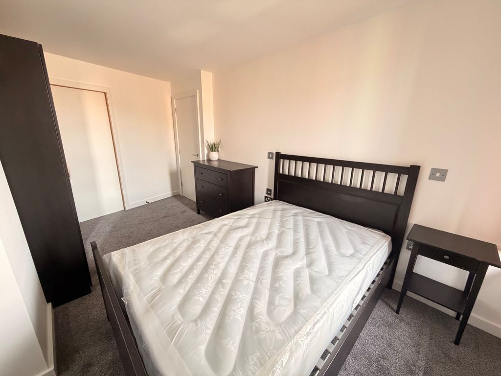 Property photo 3 of 23 Picture No. 28