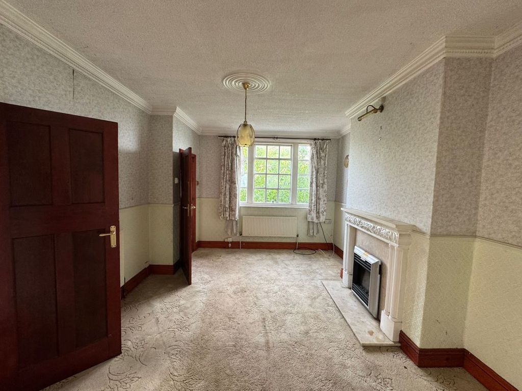 Property photo 2 of 10 Image 2