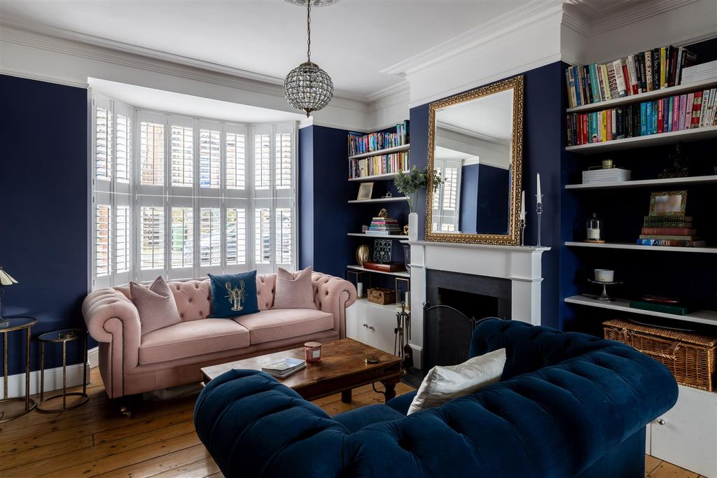 Property photo 3 of 24