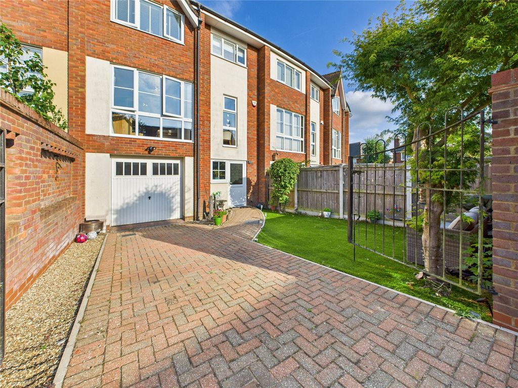 Property photo 1 of 20 Picture No. 60
